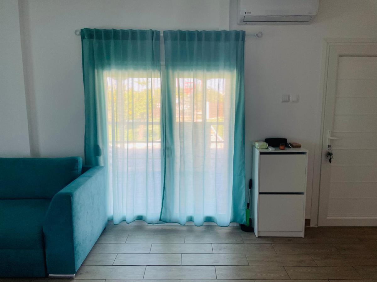 Villa ,,Sea Breeze,, - Home By The Sea Néa Ankhíalos Zewnętrze zdjęcie