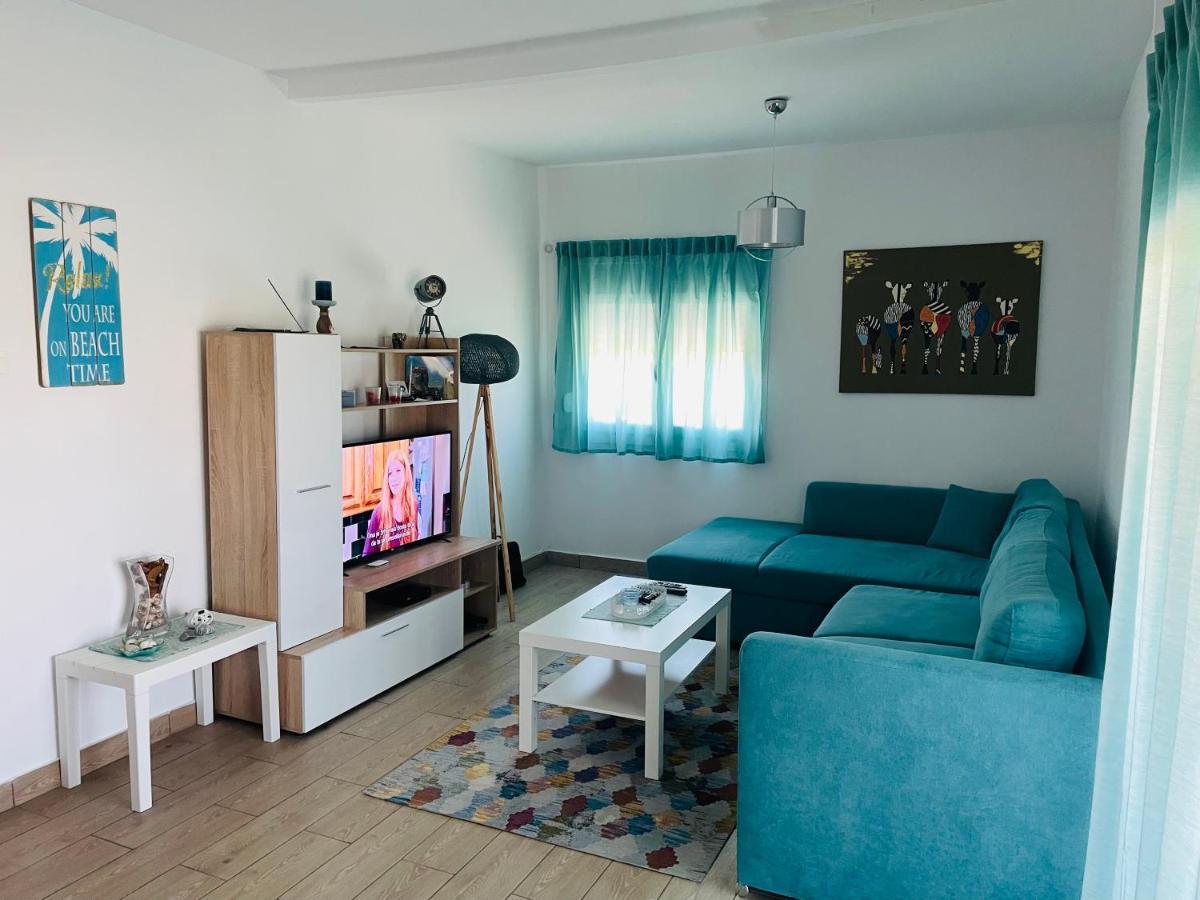 Villa ,,Sea Breeze,, - Home By The Sea Néa Ankhíalos Zewnętrze zdjęcie